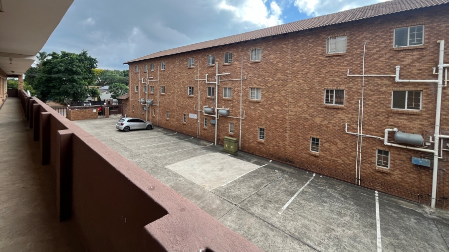 1 Bedroom Property for Sale in Rustenburg Central North West